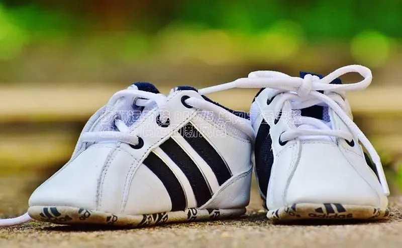 8868平台官方下载神思电子步狮运动鞋 85675 单网：透气轻
盈，时尚运动新风尚