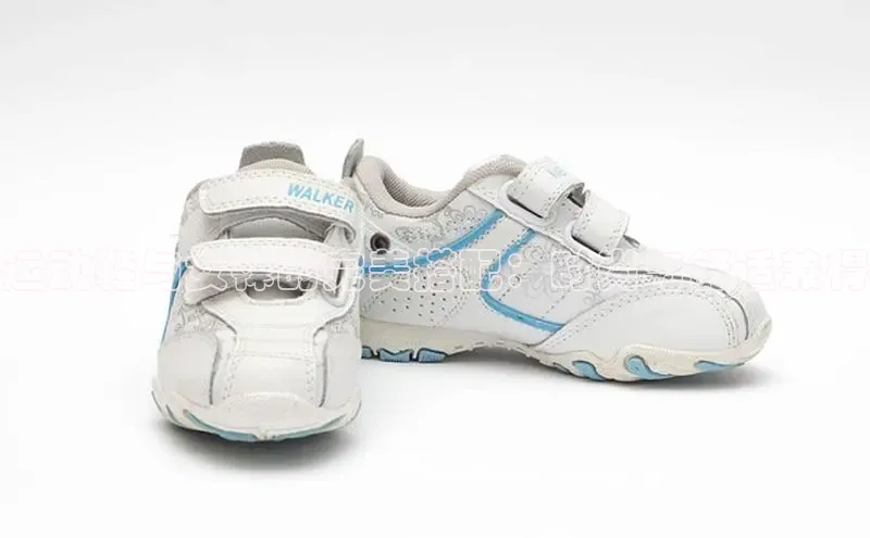 8868体育在线官网百度数据开放平台运动鞋与女袜的完美搭配：时尚与舒适兼得