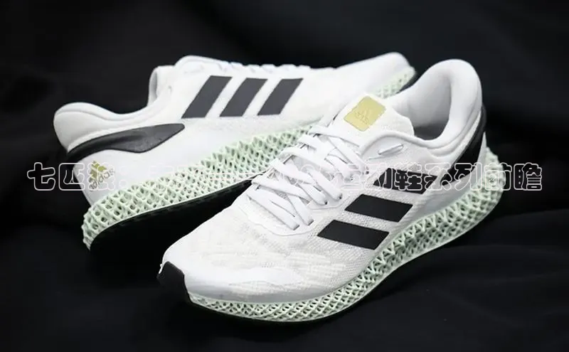 七匹狼：未来——2025运动鞋系列前瞻